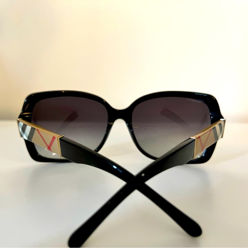 Burberry Oversized black Sunglasses- Authentic